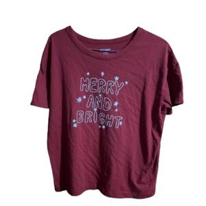 #210 Old Navy Merry and Bright Tshirt small